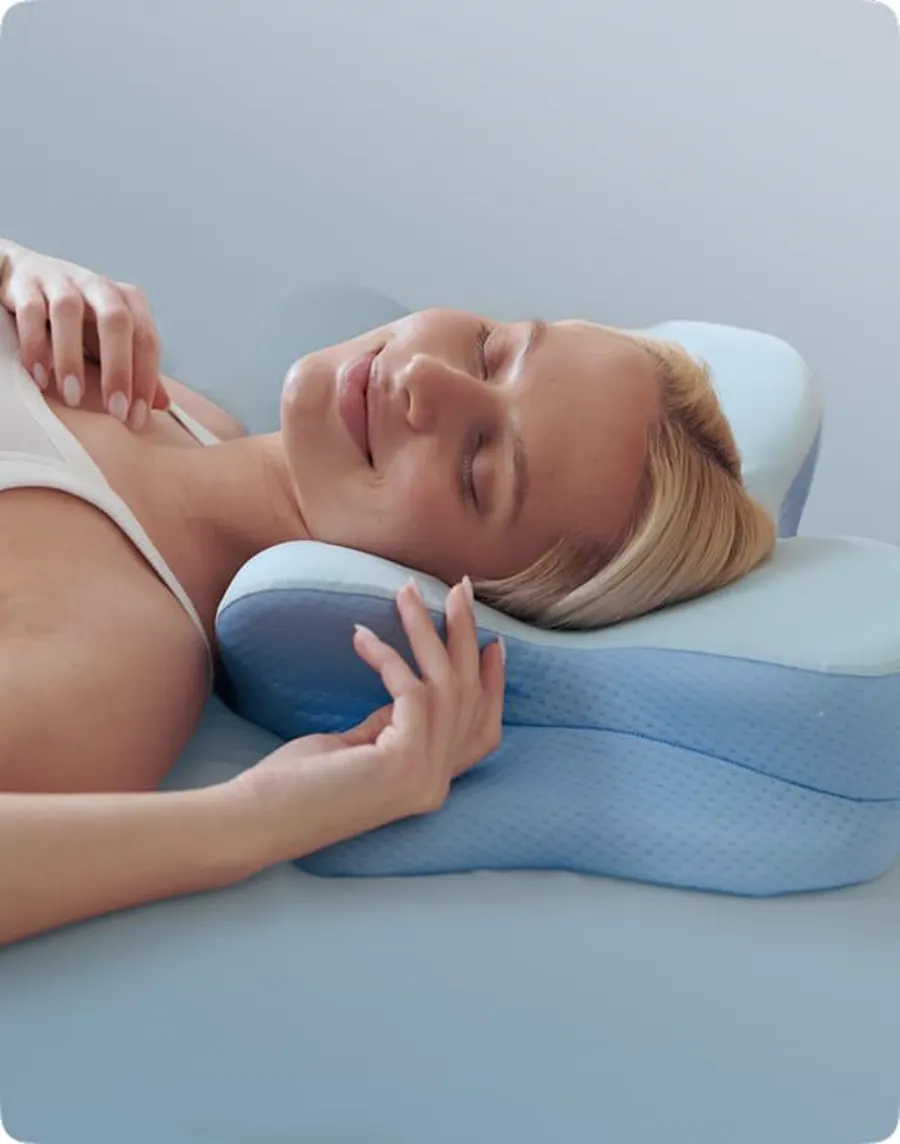 Derila Ergo pillow in use for side and back resting